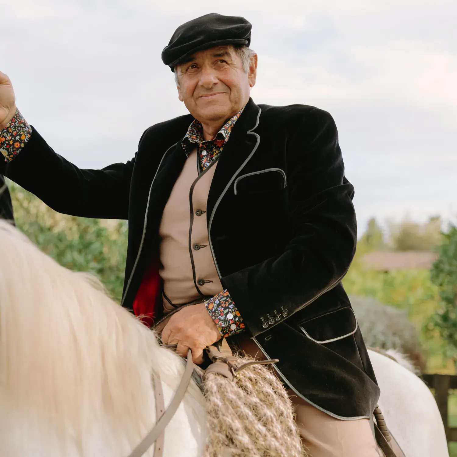 Traditional palatine velvet Camargue cap
