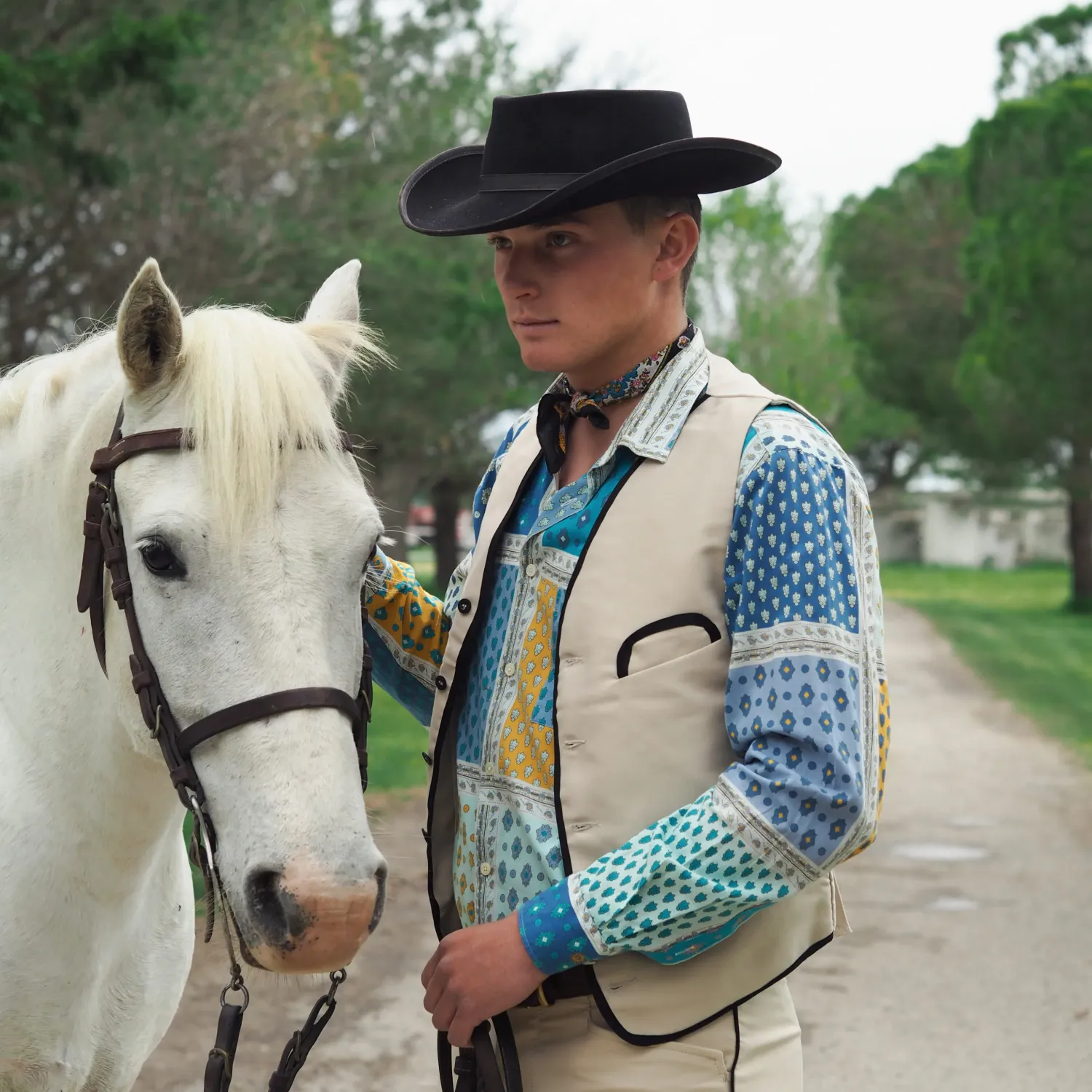 Men’s Camargue moleskin waistcoat