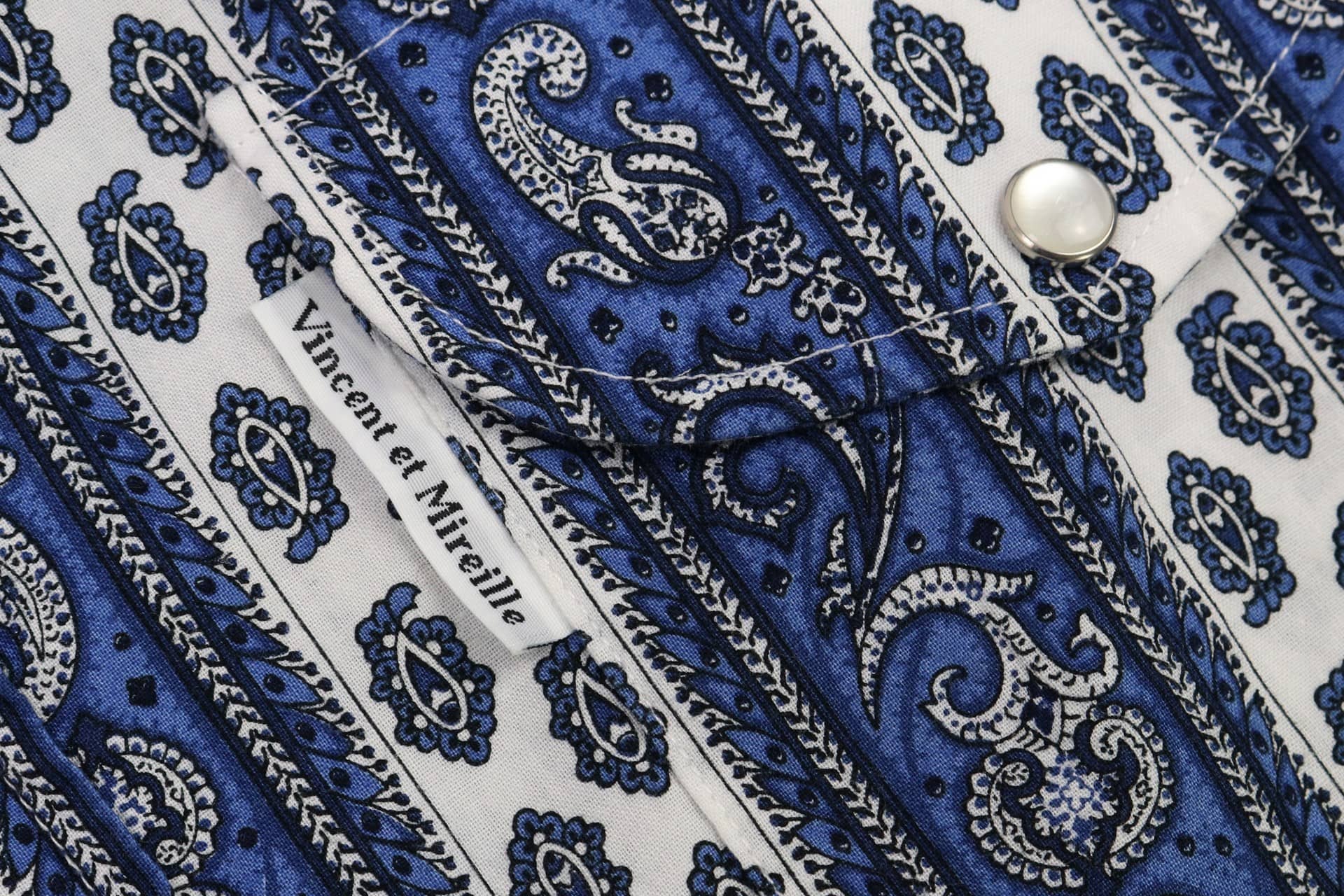 Chemise indienne Vincent et Mireille de couleur bleue